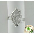 Золотое кольцо с фианитами